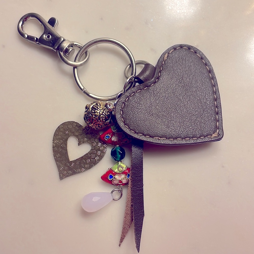 SALE! Cloisonné charm keychain #3 - Picture 2 of 2